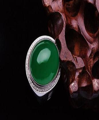 翡翠戒指